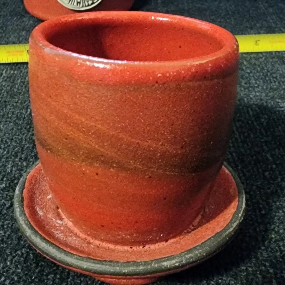 Higbee Honey Red Glazed Butter Crock.‎ Bees. Pottery. Signed